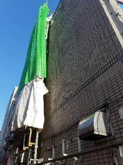 施工中