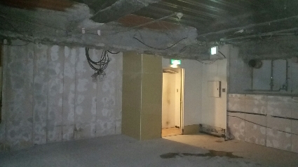 施工中