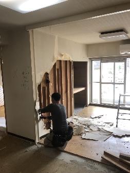 施工中